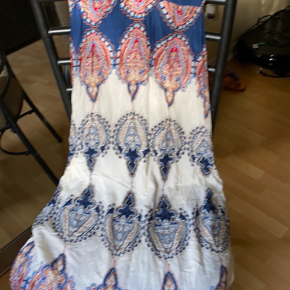 Beautiful dress!
